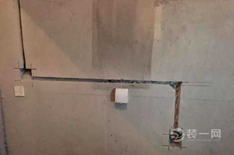 上海业主三室二厅装修施工现场