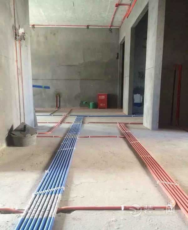 现代风格三室二厅装修施工