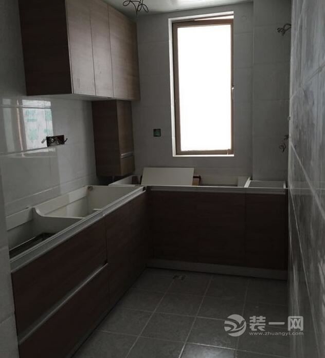 75平新中式装修施工现场