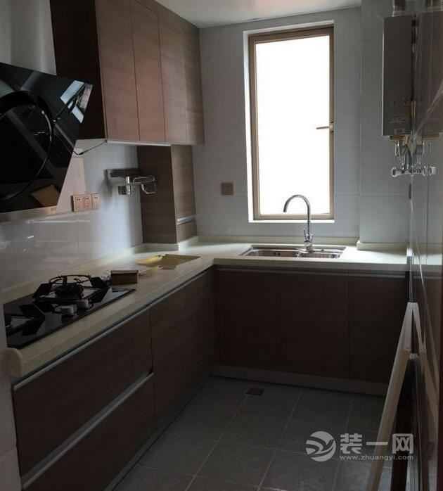 75平新中式装修施工现场
